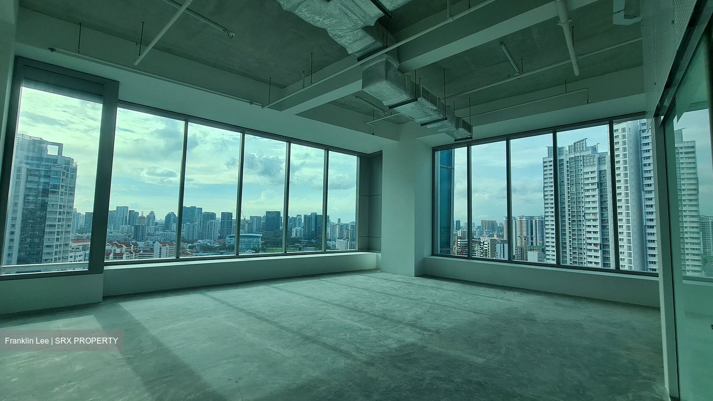 Arc 380 (D8), Office #592955601